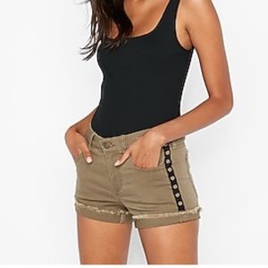 EXPRESS SHORTS SIZE 10 NWT